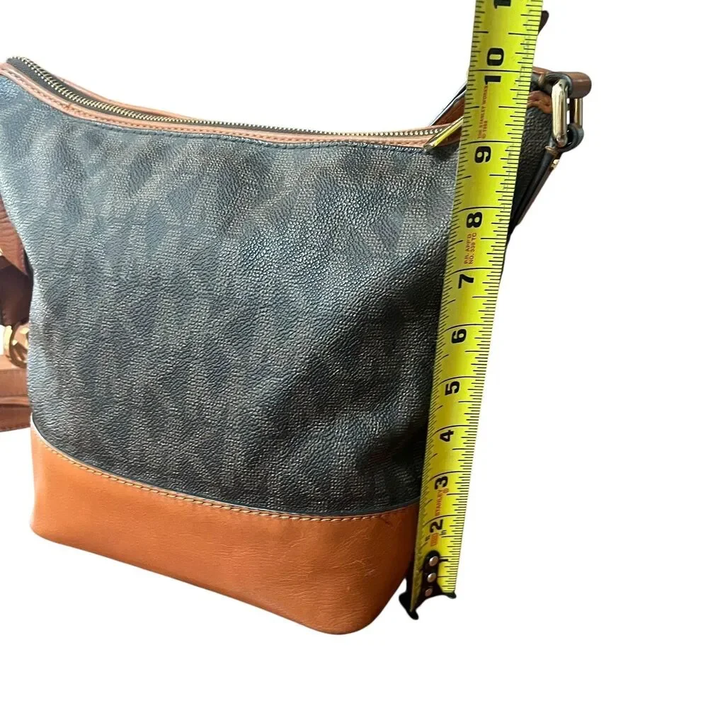 Michael Kors Crossbody Bag Womens Large Brown Monogram Junie Leather MK Charm'